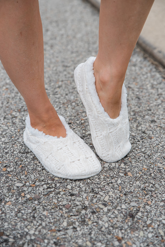 Chenille Slippers in Ivory